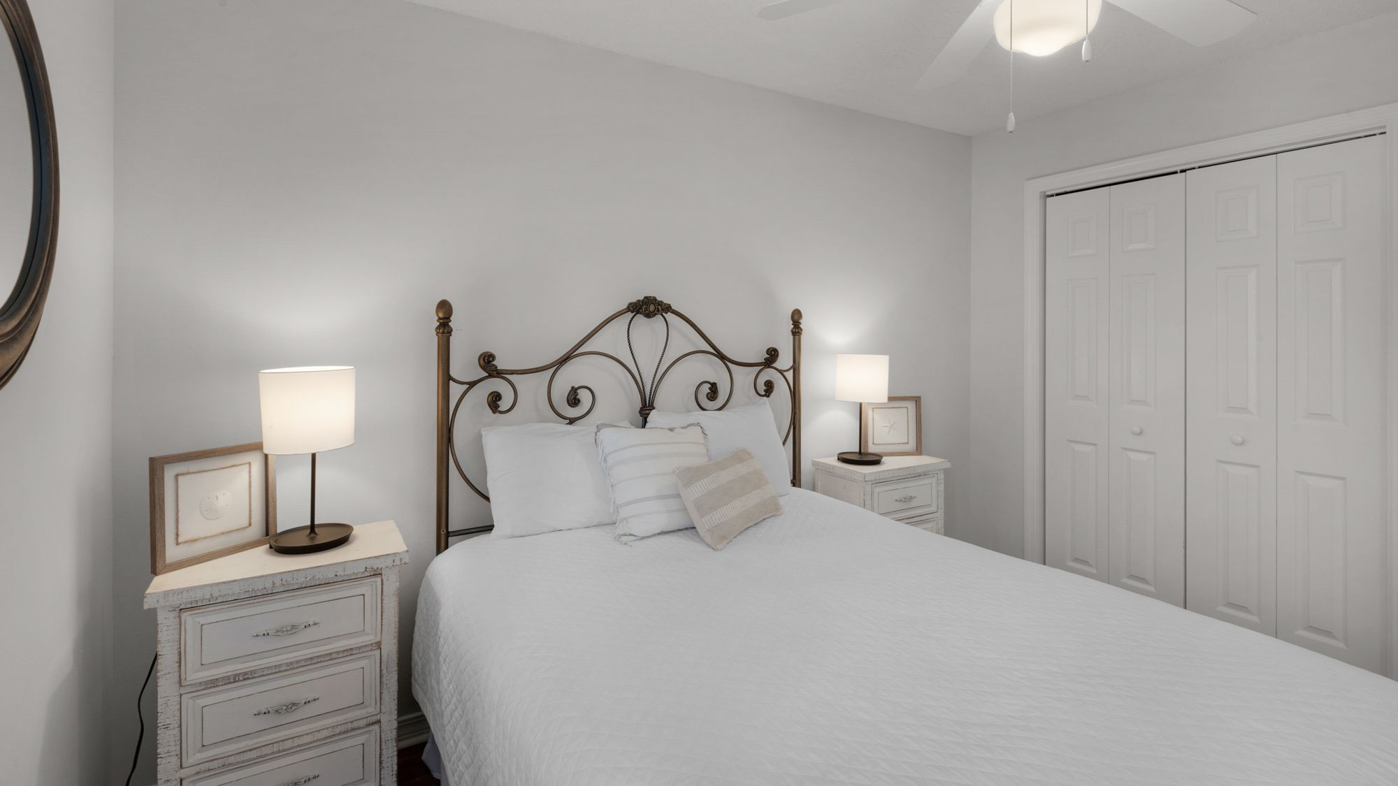 Rollin Tide C4 Queen Bedroom