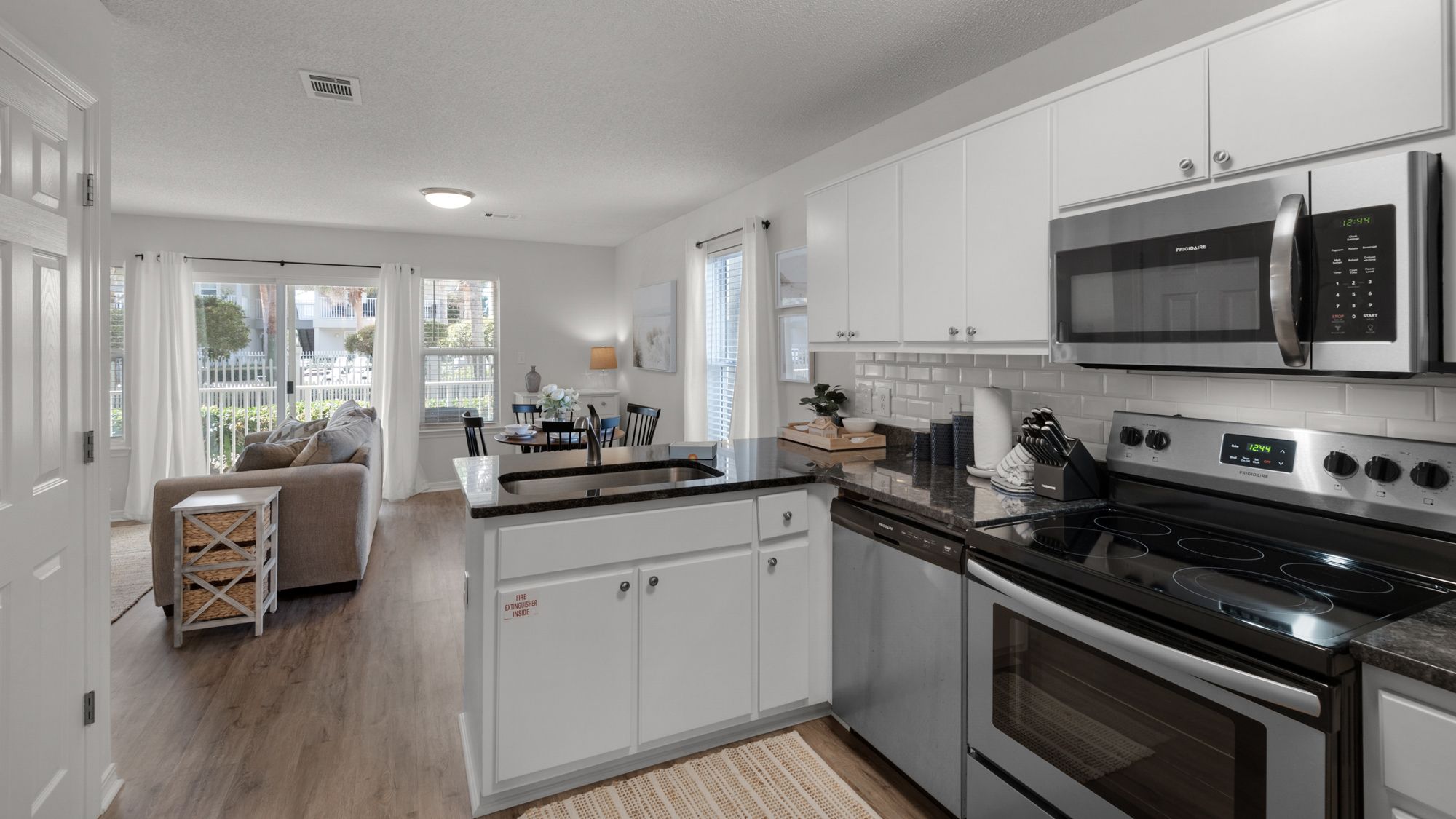 Rollin Tide C4 Kitchen