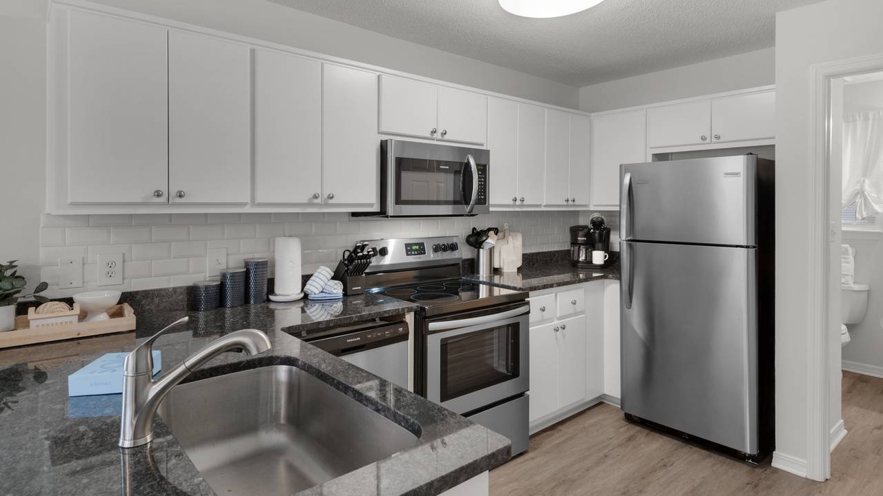 Rollin Tide C4 Kitchen Rollin Tide C4 Kitchen