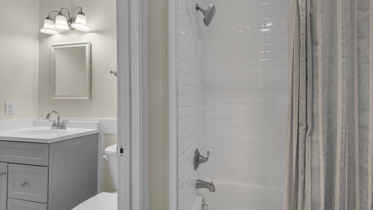 Eastern Shores 106 Eastern Shores 106