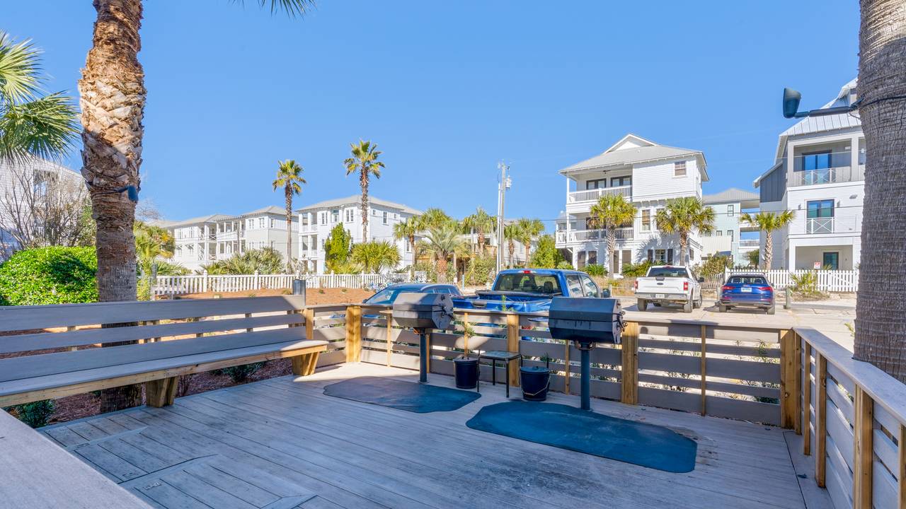 ES106 Exterior ES106 Exterior