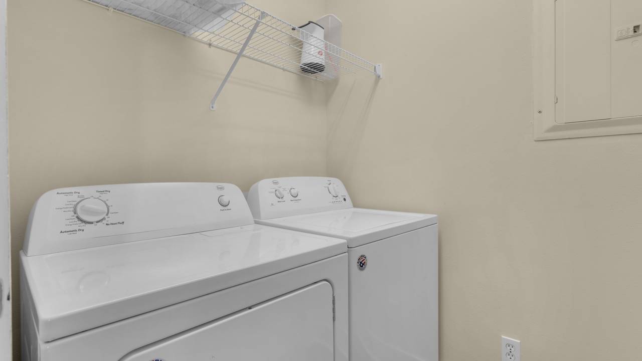 Monterey B301 - Washer & Dryer Monterey B301 - Washer & Dryer