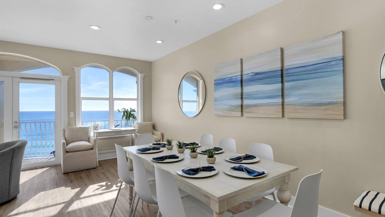 Monterey B301 - Dining Area Monterey B301 - Dining Area