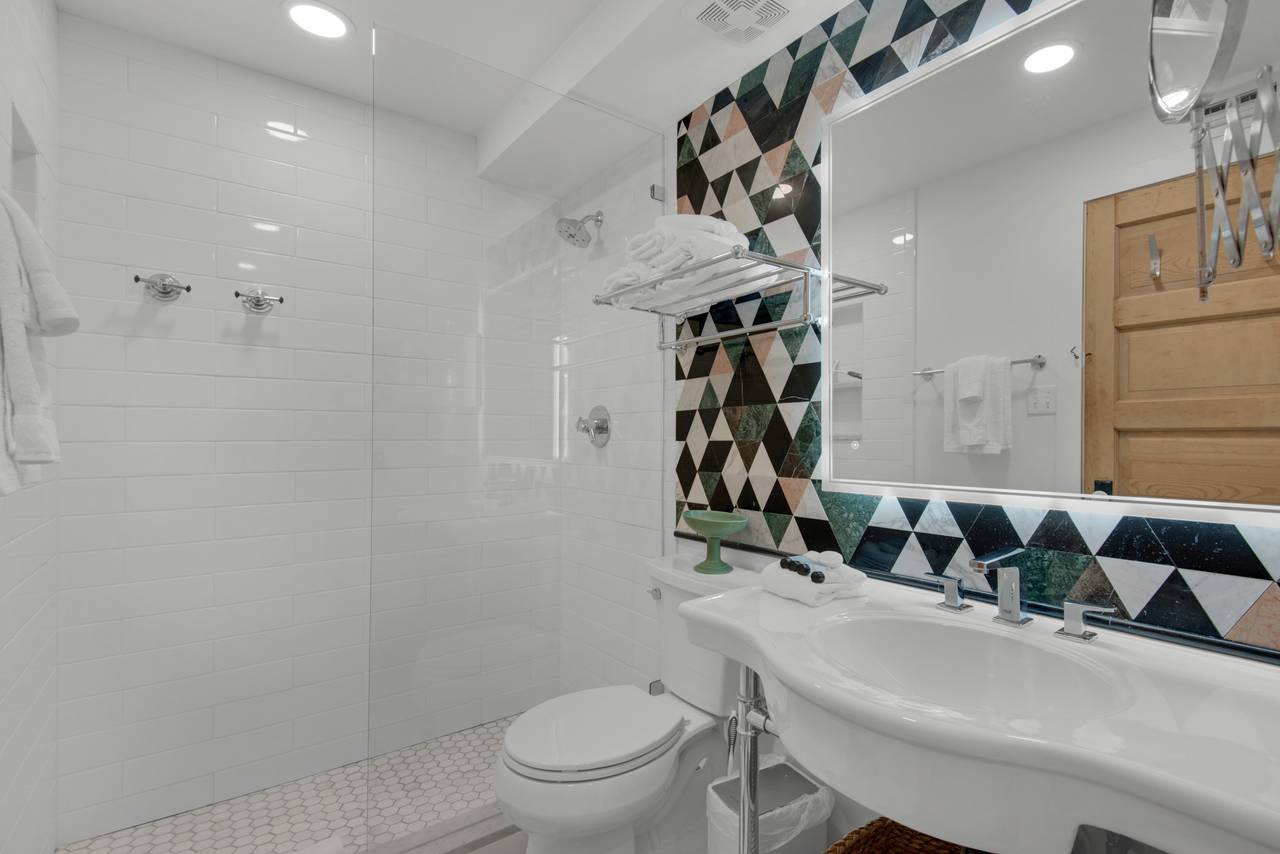 Sand Cliffs 107 Sand Cliffs 107