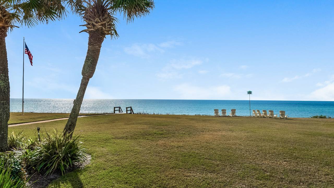 Sand Cliffs 107 Sand Cliffs 107