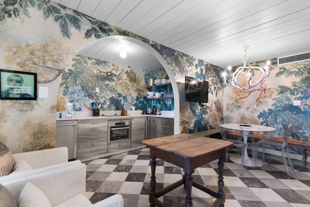 Sand Cliffs 107 Sand Cliffs 107