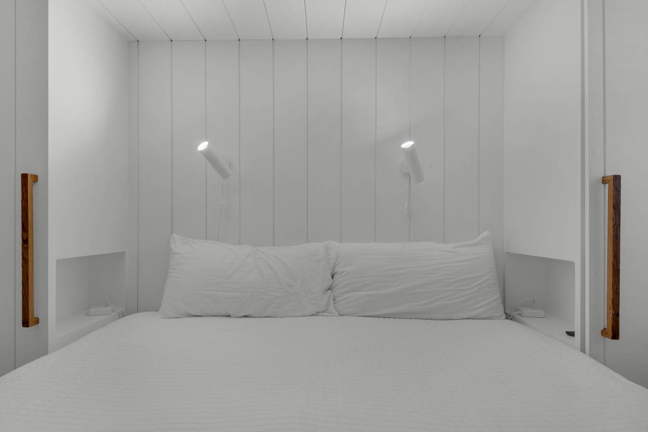 Sand Cliffs 107 Sand Cliffs 107