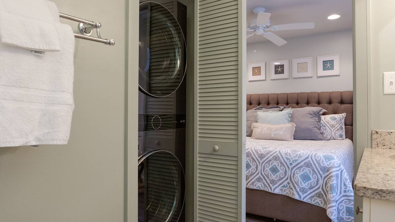 Beachwood Villas 1D Washer and Dryer Beachwood Villas 1D Washer and Dryer