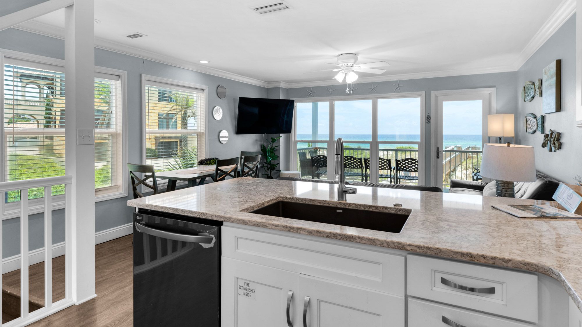 Sea Haunts 1A - 2nd Floor Kitchen area