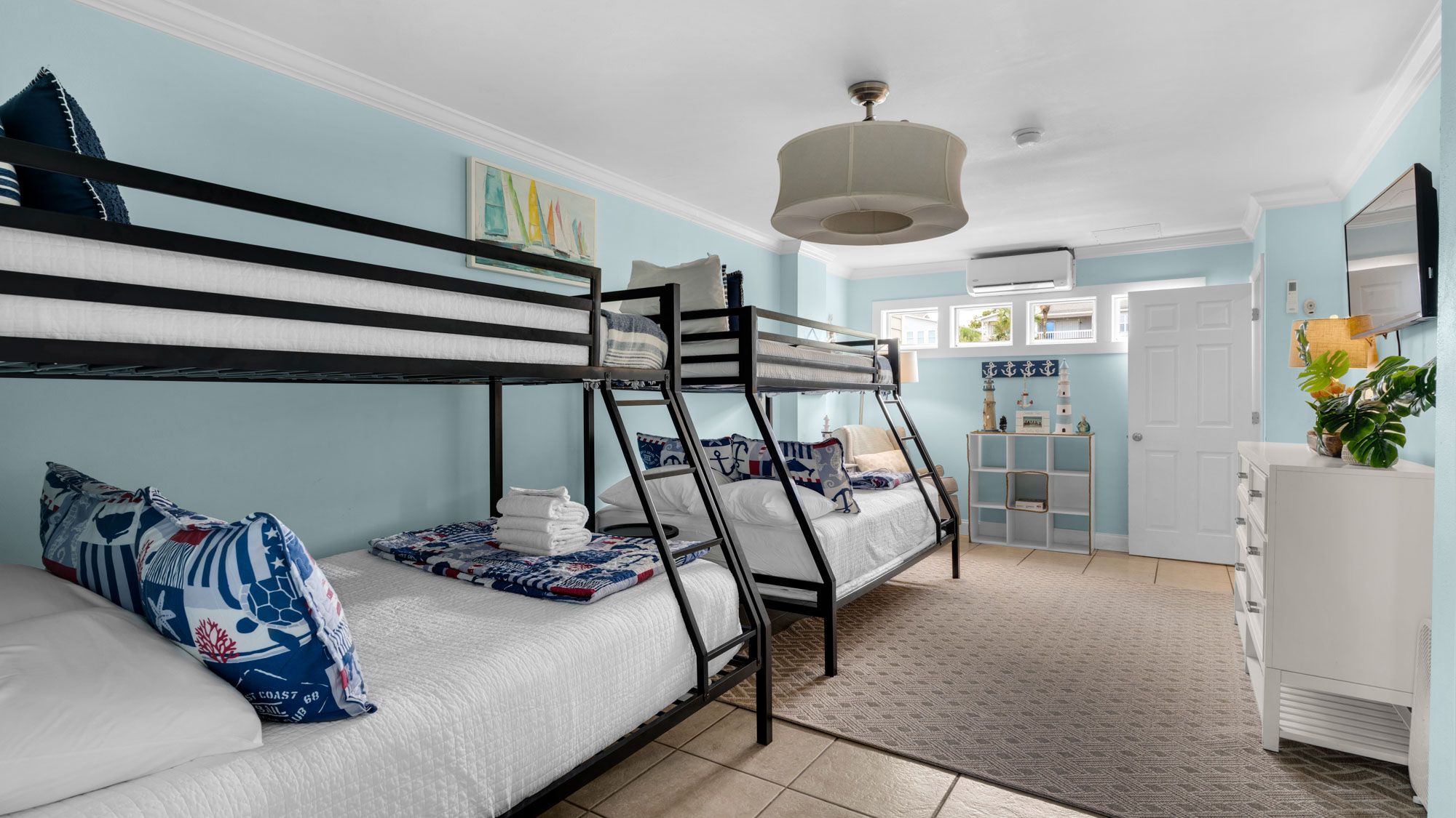 Sea Haunts 1A - 1st Floor Bunk area