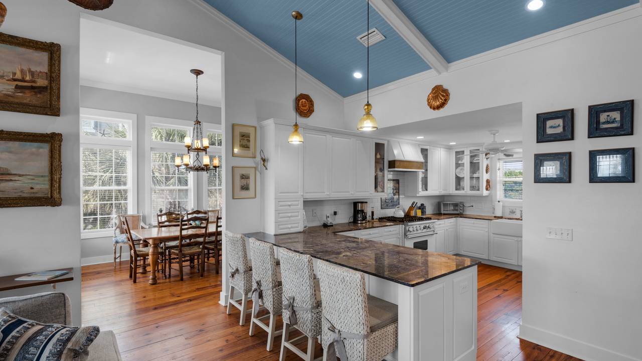 Intensive Care Kitchen Intensive Care Kitchen