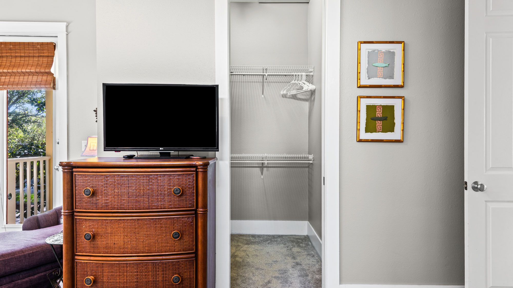 Emerald Rose - 2nd Floor