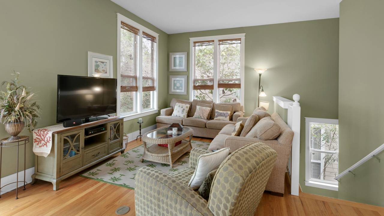 Emerald Rose Emerald Rose