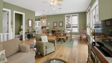 Emerald Rose Emerald Rose