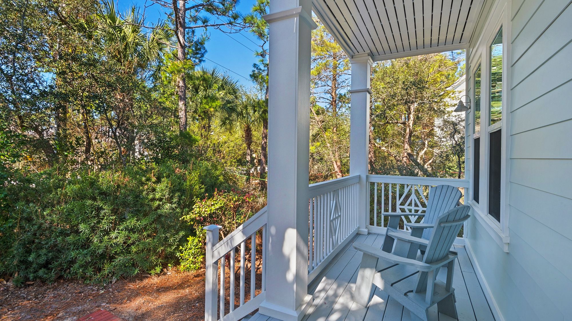 3 Mermaids Haven Exteriors