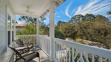 3 Mermaids Haven Master Balcony 3 Mermaids Haven Master Balcony