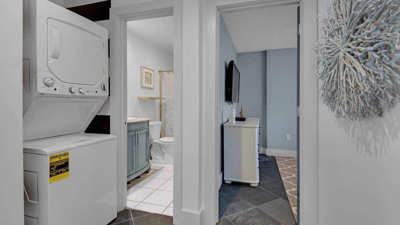 Blue Tide 6A: Washer and Dryer Blue Tide 6A: Washer and Dryer