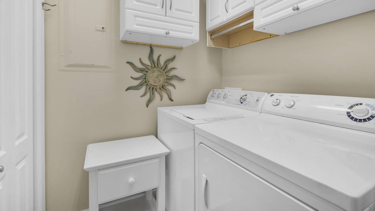 Monterey B402 Monterey B402