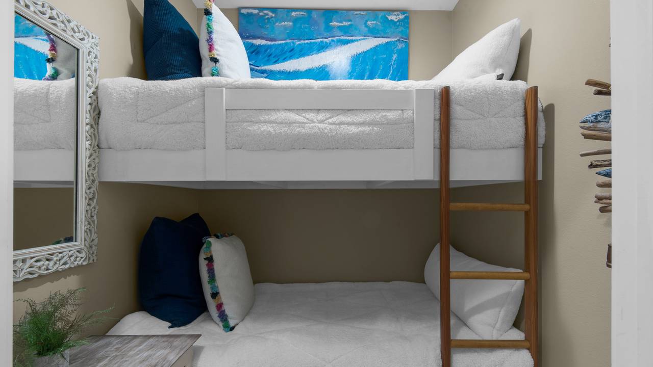 Monterey B402 Monterey B402