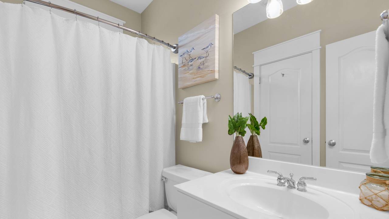 Monterey B402 Monterey B402