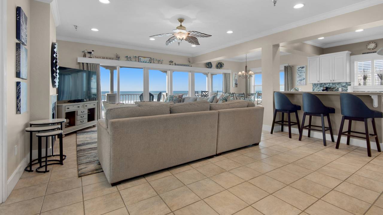 Seaview I Unit 200 Living Area Seaview I Unit 200 Living Area