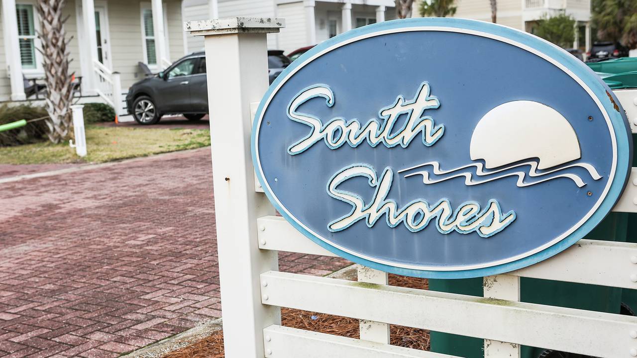 19 Moonlit Shores 19 Moonlit Shores