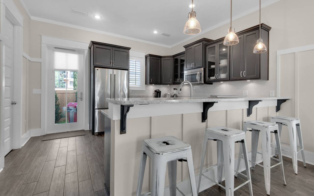 19 Moonlit Shores 19 Moonlit Shores