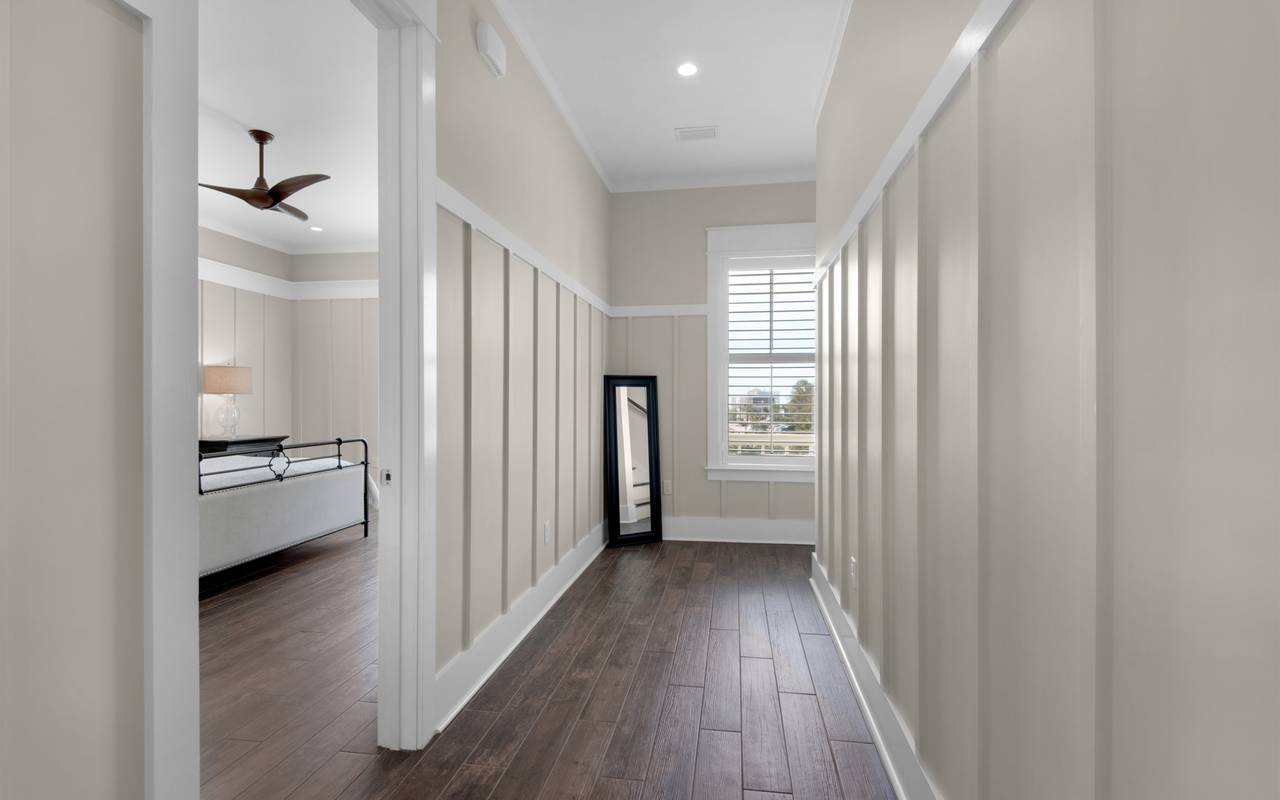 19 Moonlit Shores 19 Moonlit Shores