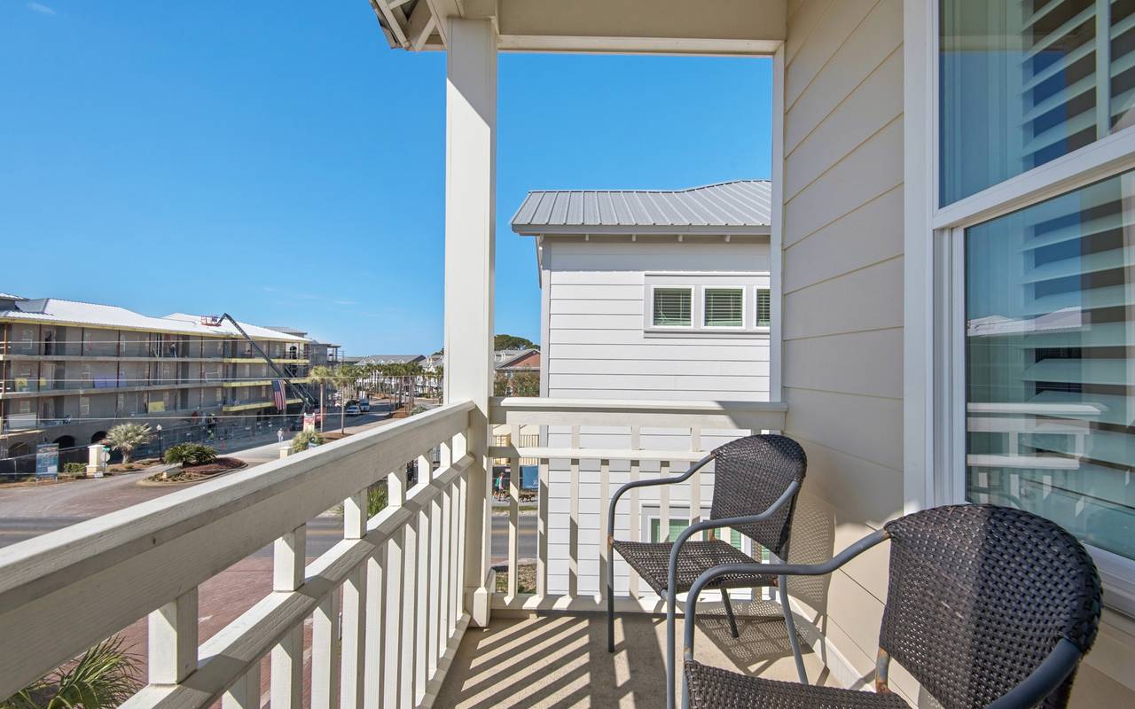 19 Moonlit Shores 19 Moonlit Shores