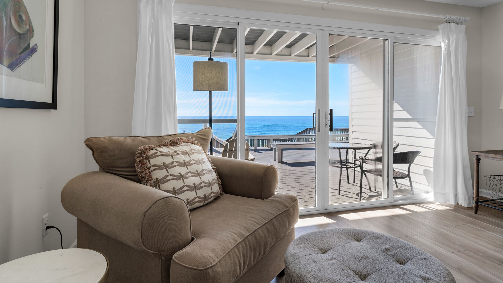 Blue Nine 5 Living Area with Gulf View