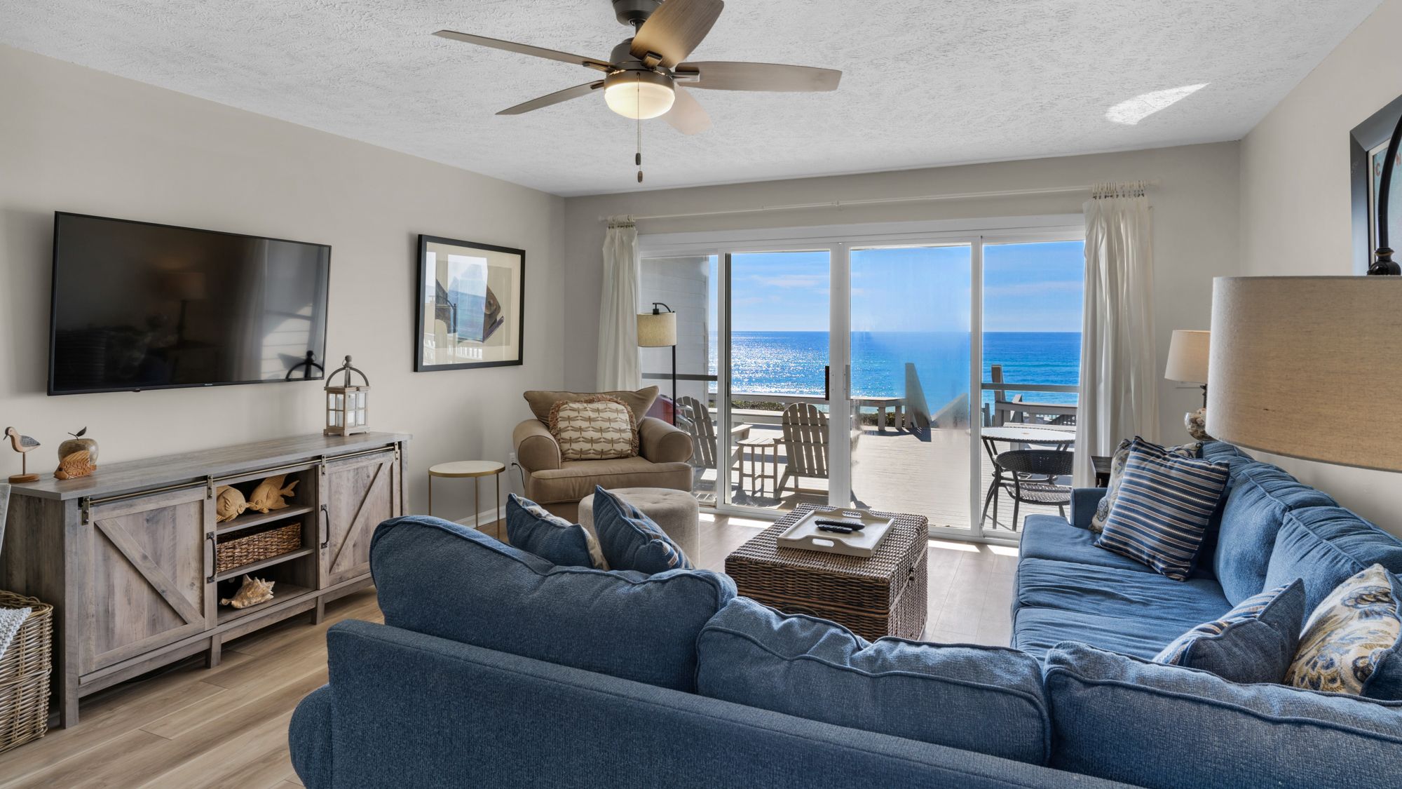 Blue Nine 5 Living Area with Gulf View