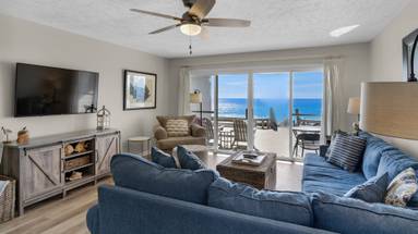 Blue Nine 5 Living Area with Gulf View Blue Nine 5 Living Area with Gulf View