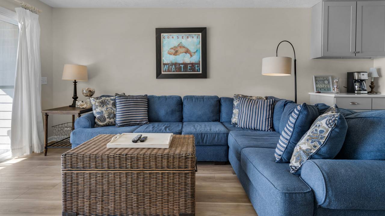 Blue Nine 5 Living Area Blue Nine 5 Living Area