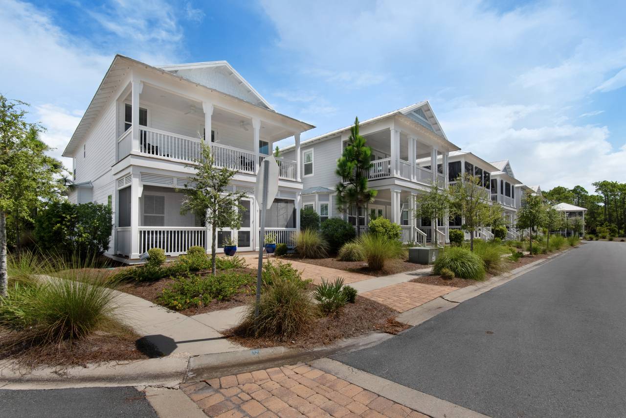 9 Prairie Pass 9 Prairie Pass