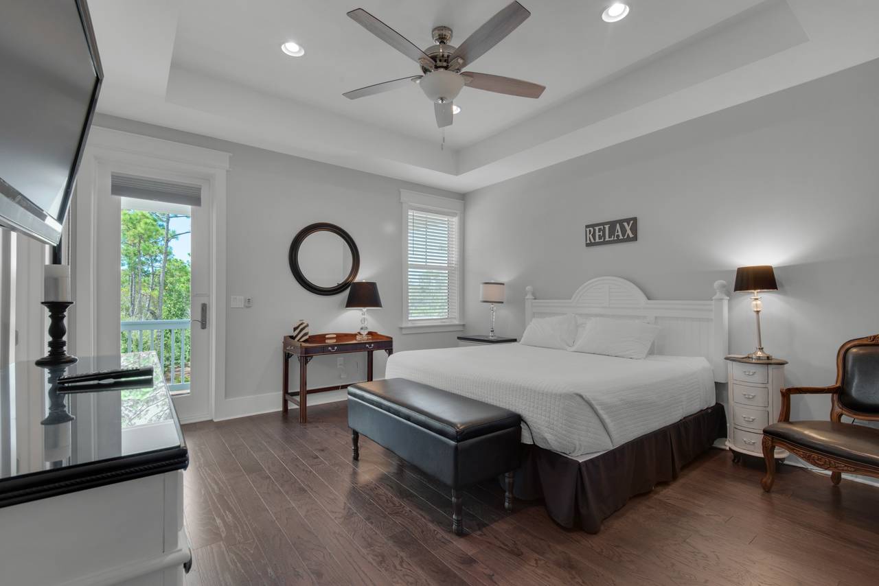 9 Prairie Pass 9 Prairie Pass