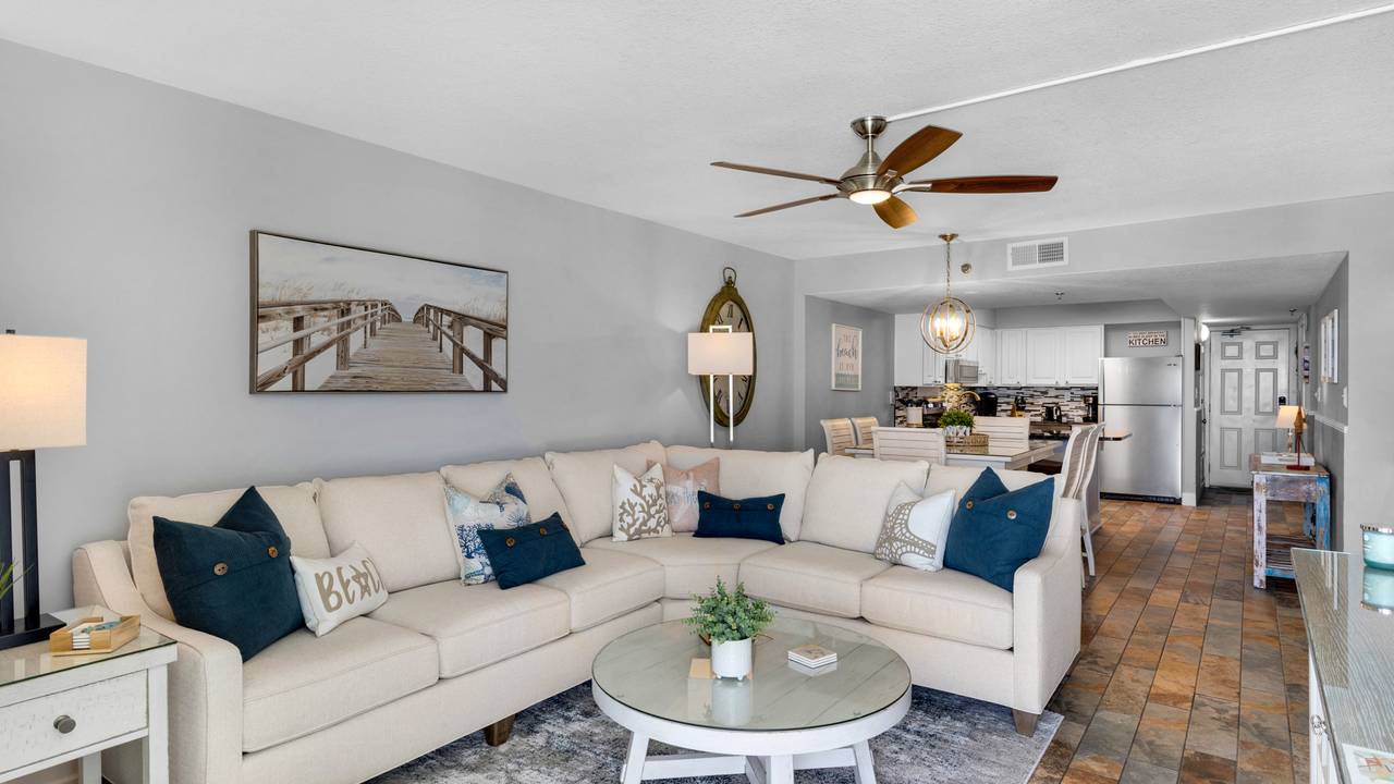 BCH 505 Living area BCH 505 Living area