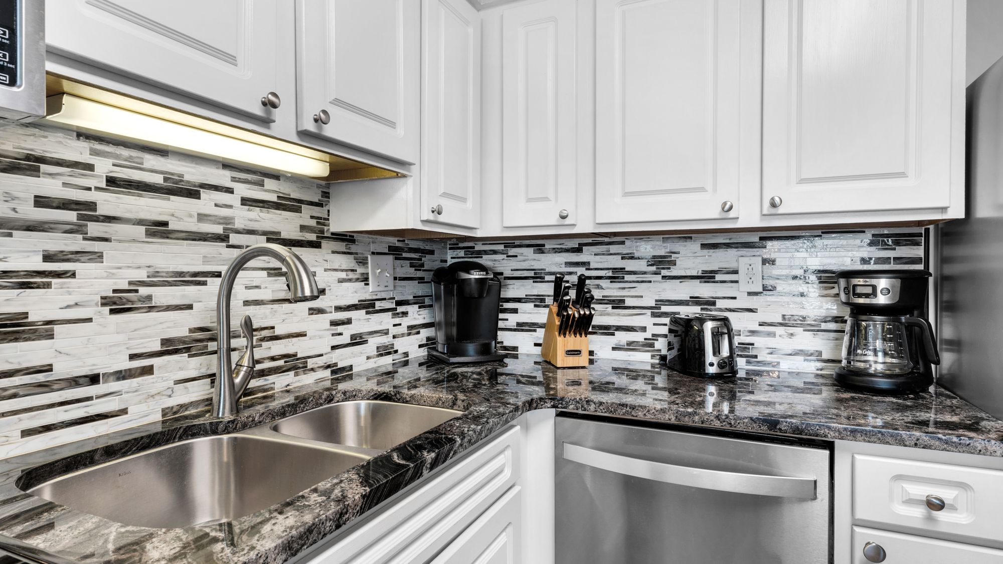 BCH 505 Kitchen area