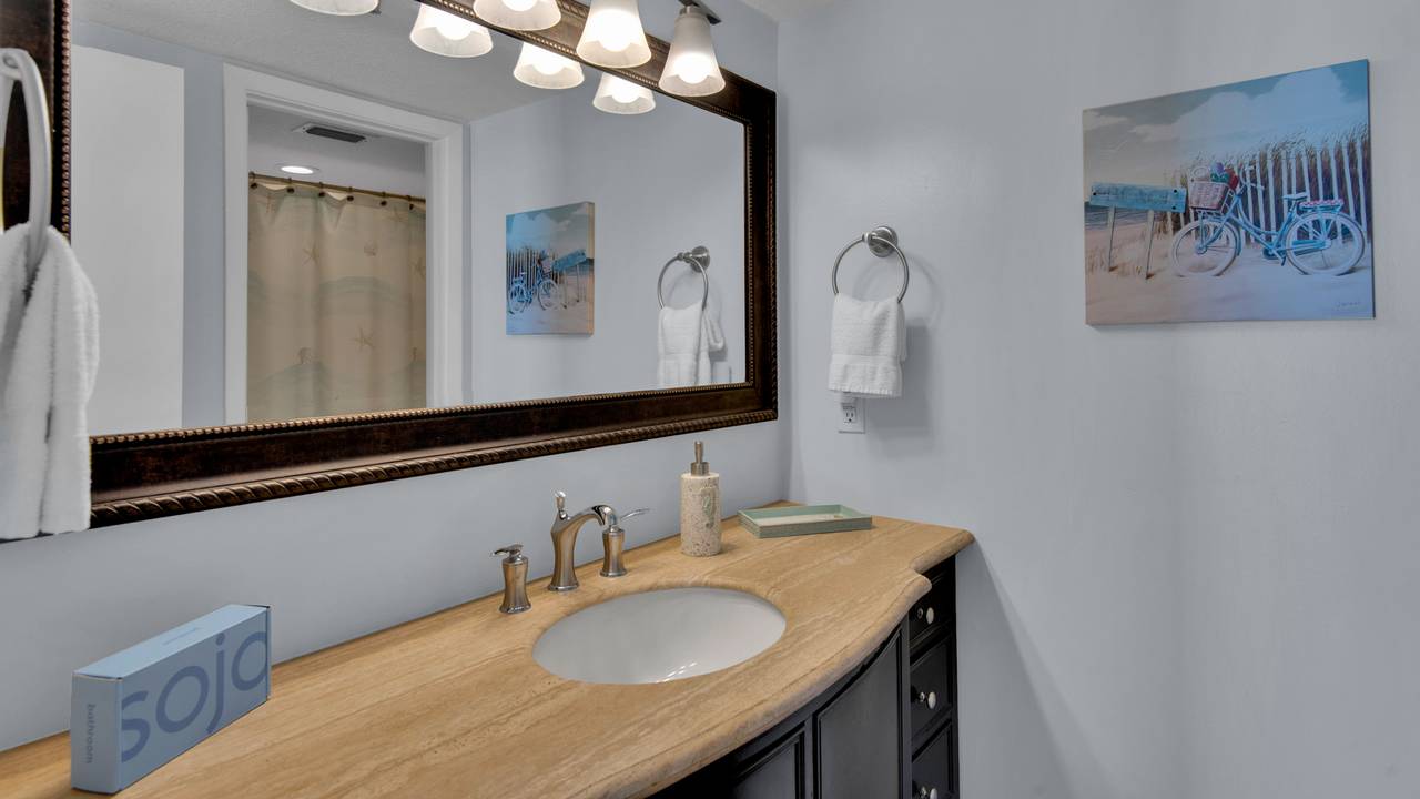 BeachCrest 505 Bathroom BeachCrest 505 Bathroom