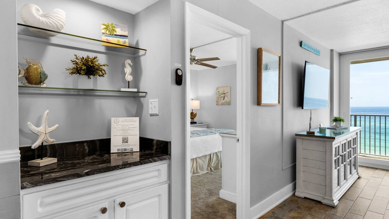 BCH 505 Kitchen area BCH 505 Kitchen area