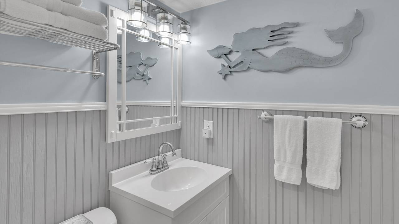 BeachCrest 505 Bathroom BeachCrest 505 Bathroom