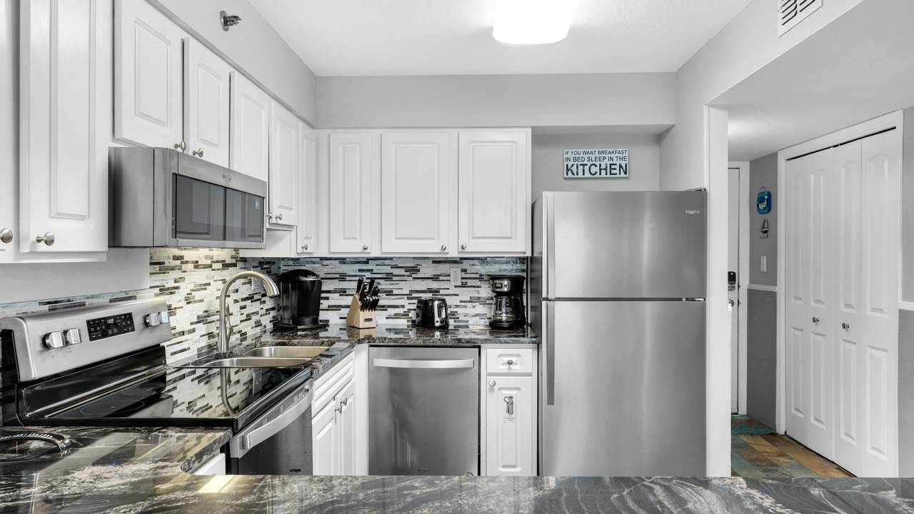 BCH 505 Kitchen area BCH 505 Kitchen area