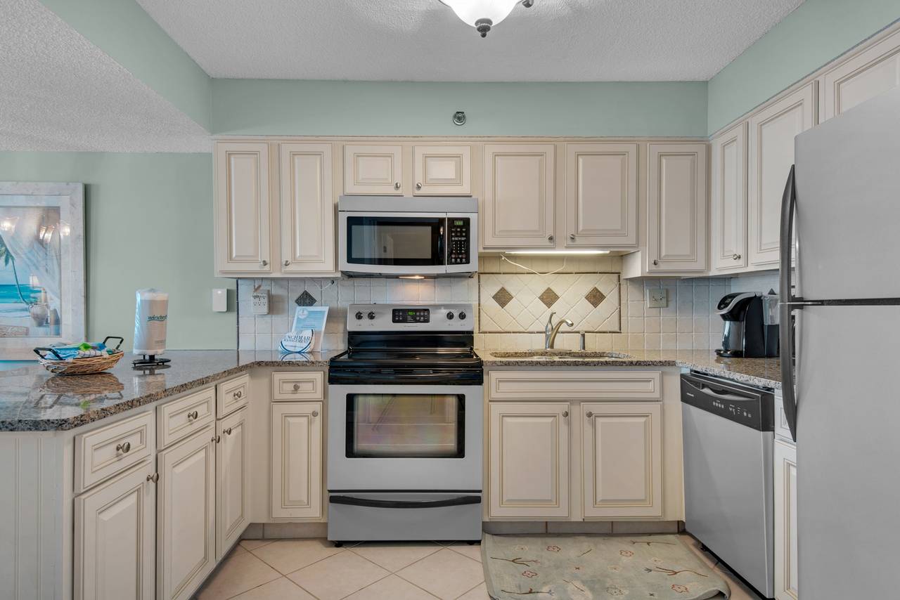 BeachCrest 703 BeachCrest 703