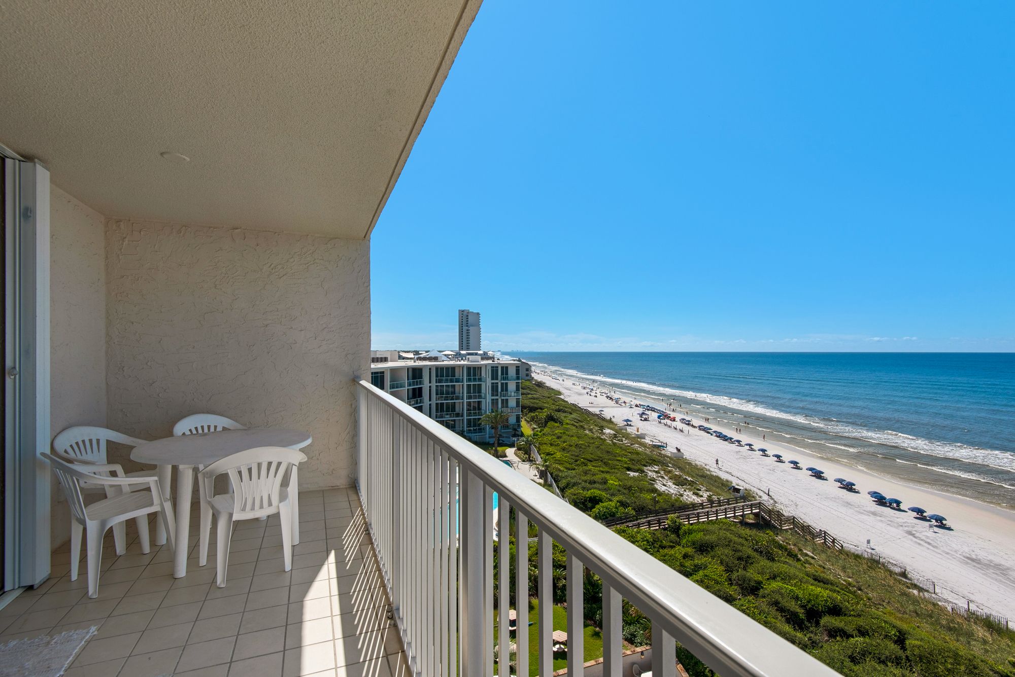 BeachCrest 703