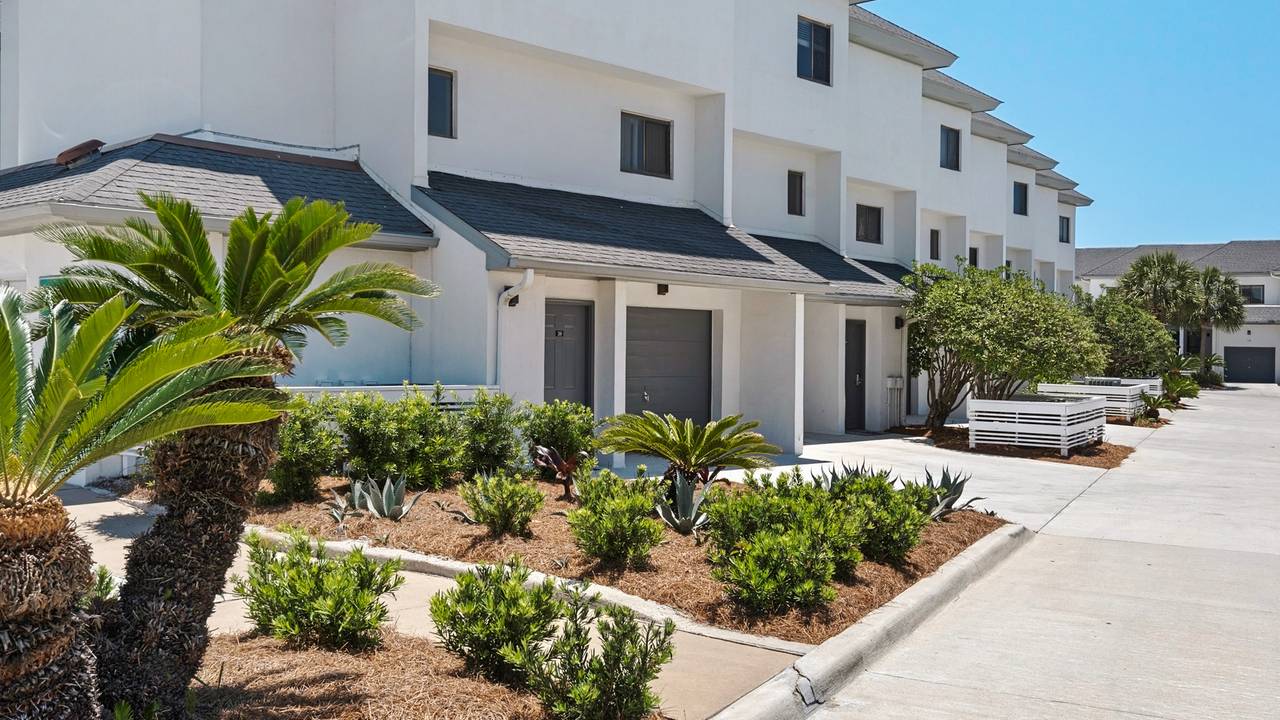 Emerald Hill Exterior Emerald Hill Exterior