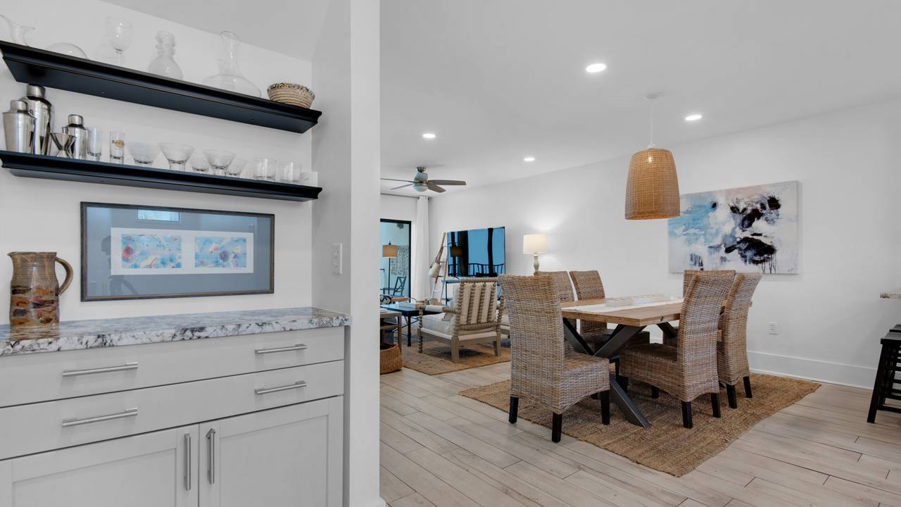 Emerald Hill 30 Emerald Hill 30