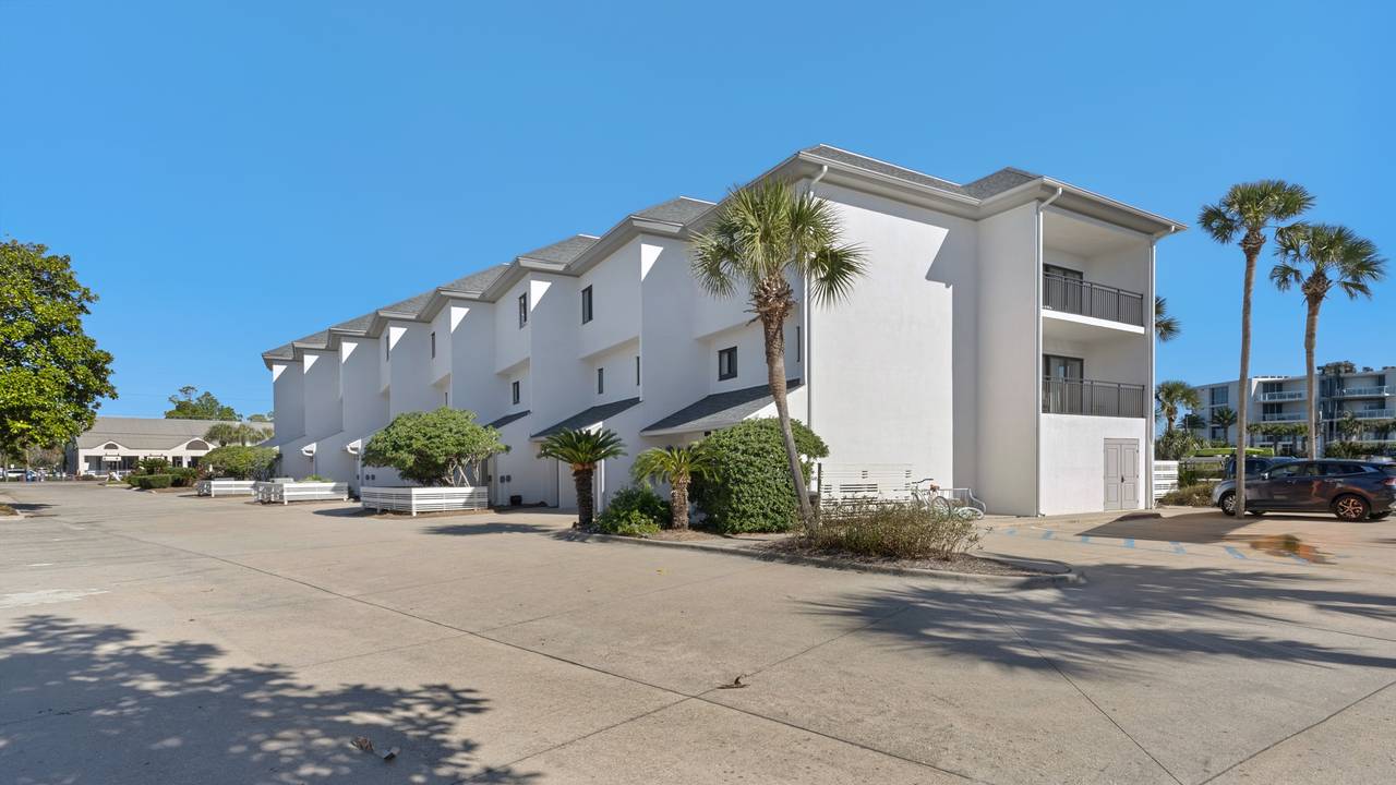 Emerald Hill Exterior Emerald Hill Exterior