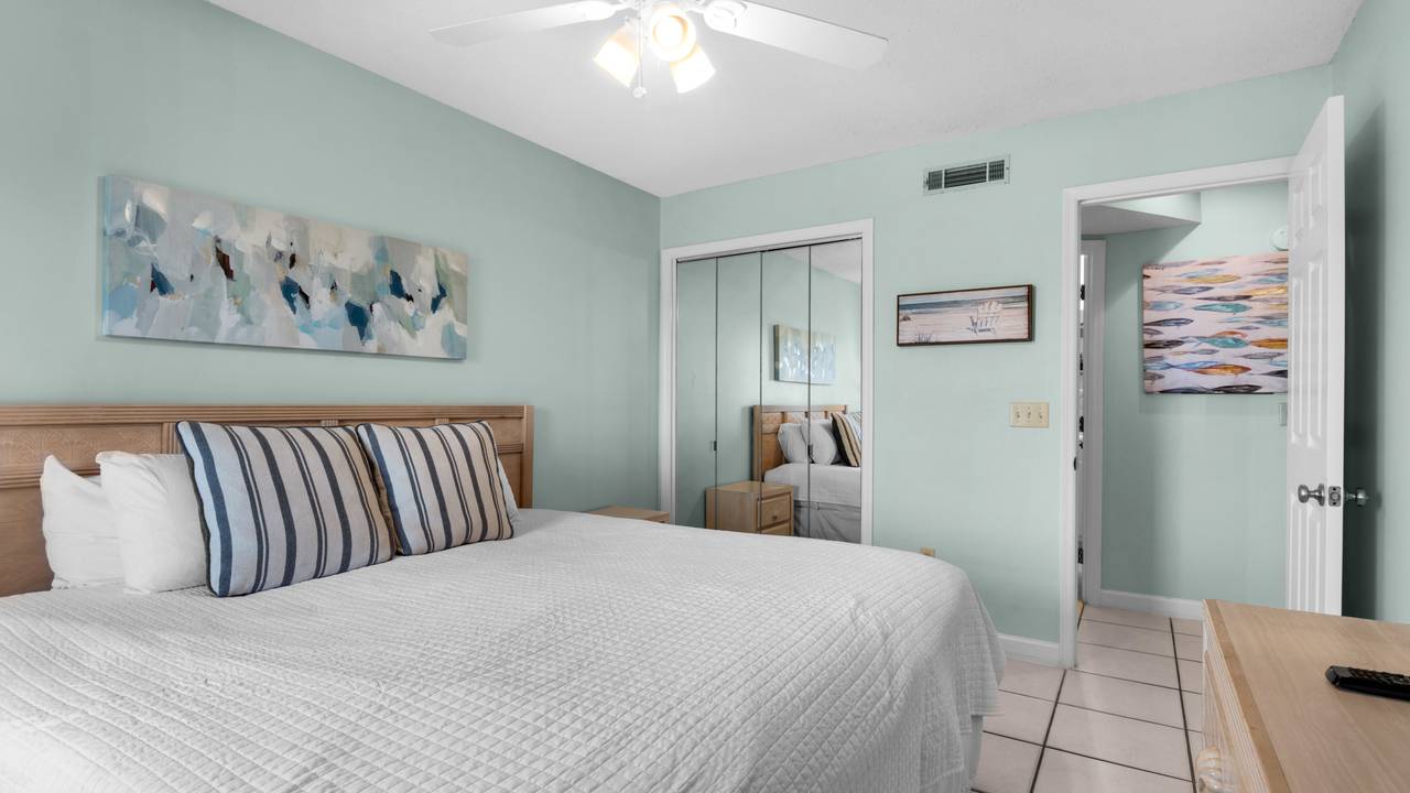 Mistral 15 Bedroom Area Mistral 15 Bedroom Area