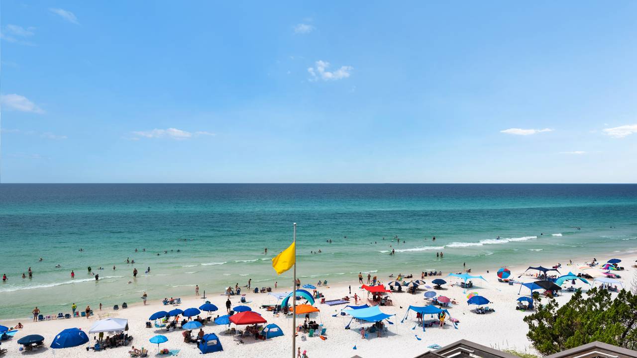 Mistral 15 Exterior Mistral 15 Exterior