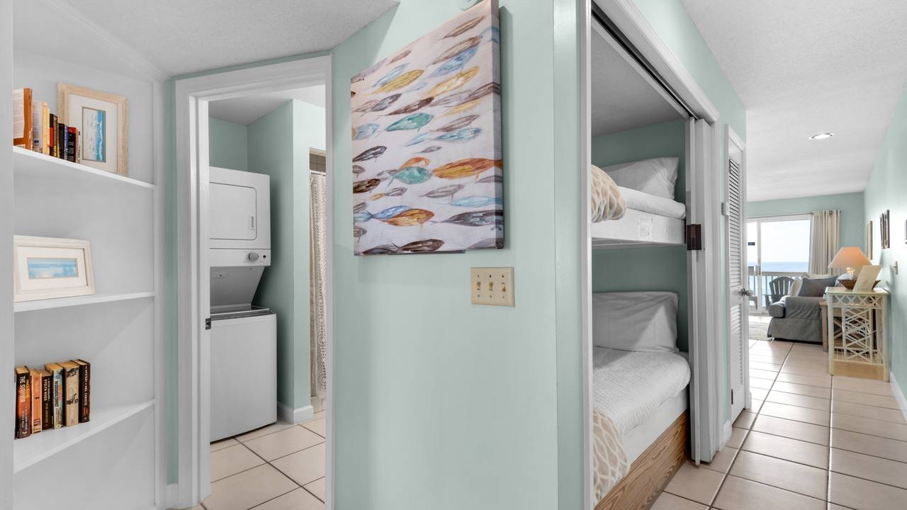 Mistral 15 Bedroom Area Mistral 15 Bedroom Area