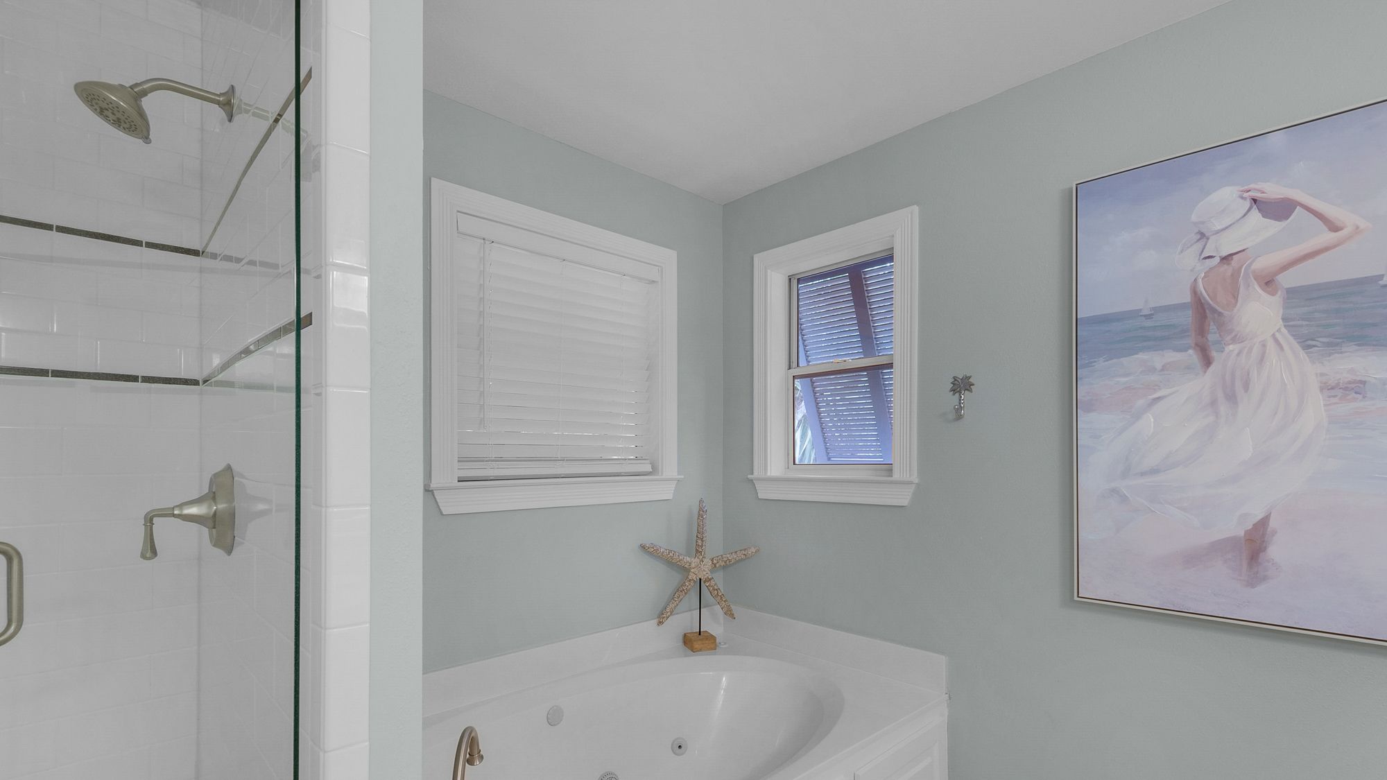 La Pointe 2nd Floor Master Bathroom